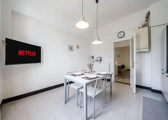 Ferrari - Stazione E Centro Citta Modena