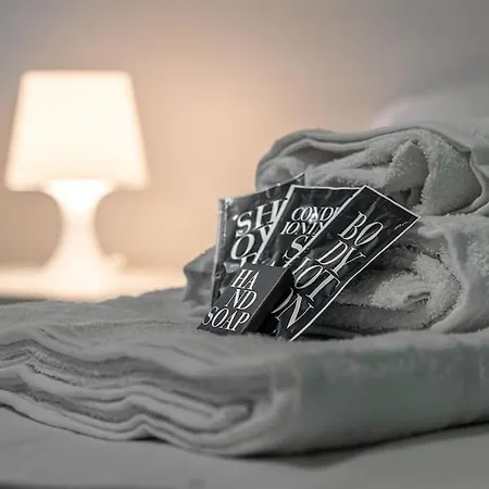 Ferrari - Stazione E Centro Citta * Modena