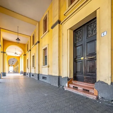 Ferrari - Stazione E Centro Citta Модена