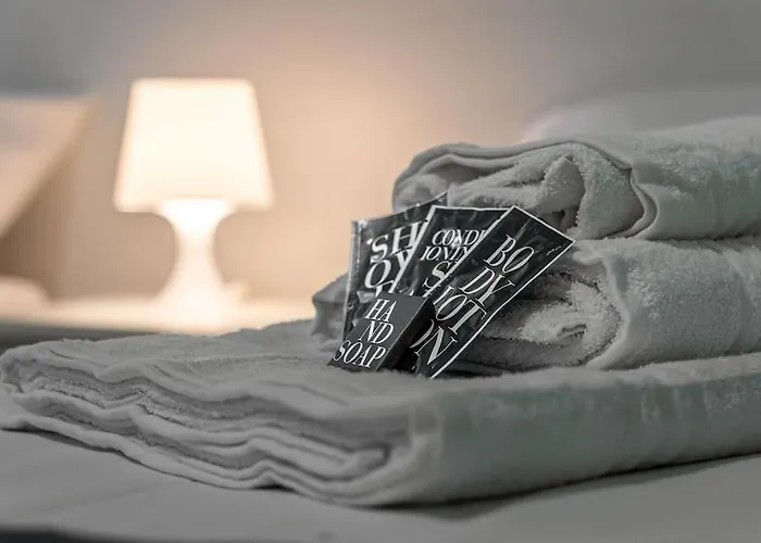 Ferrari - Stazione E Centro Citta * Modena